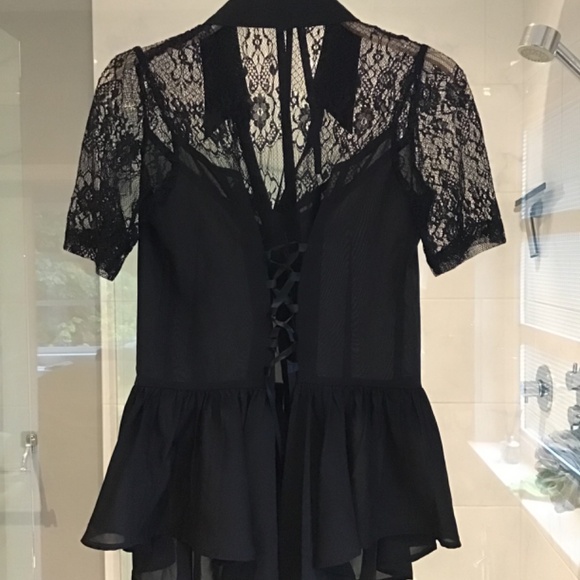 Lip Service Black Steam Lace Cap Sleeve Top - Picture 5 of 6